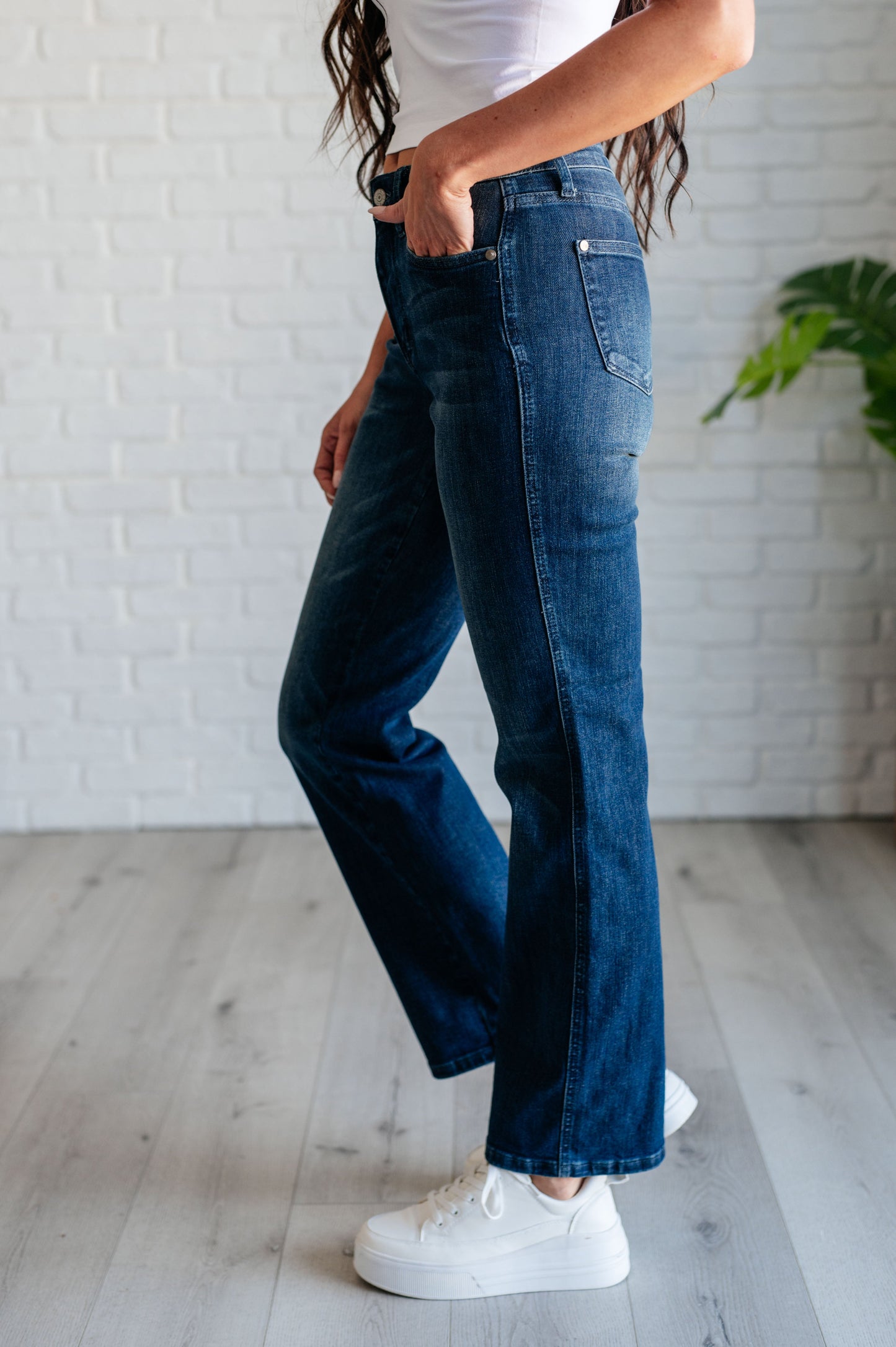 Judy Blue 32" Muriel Mid Rise Control Top Classic Straight Jeans