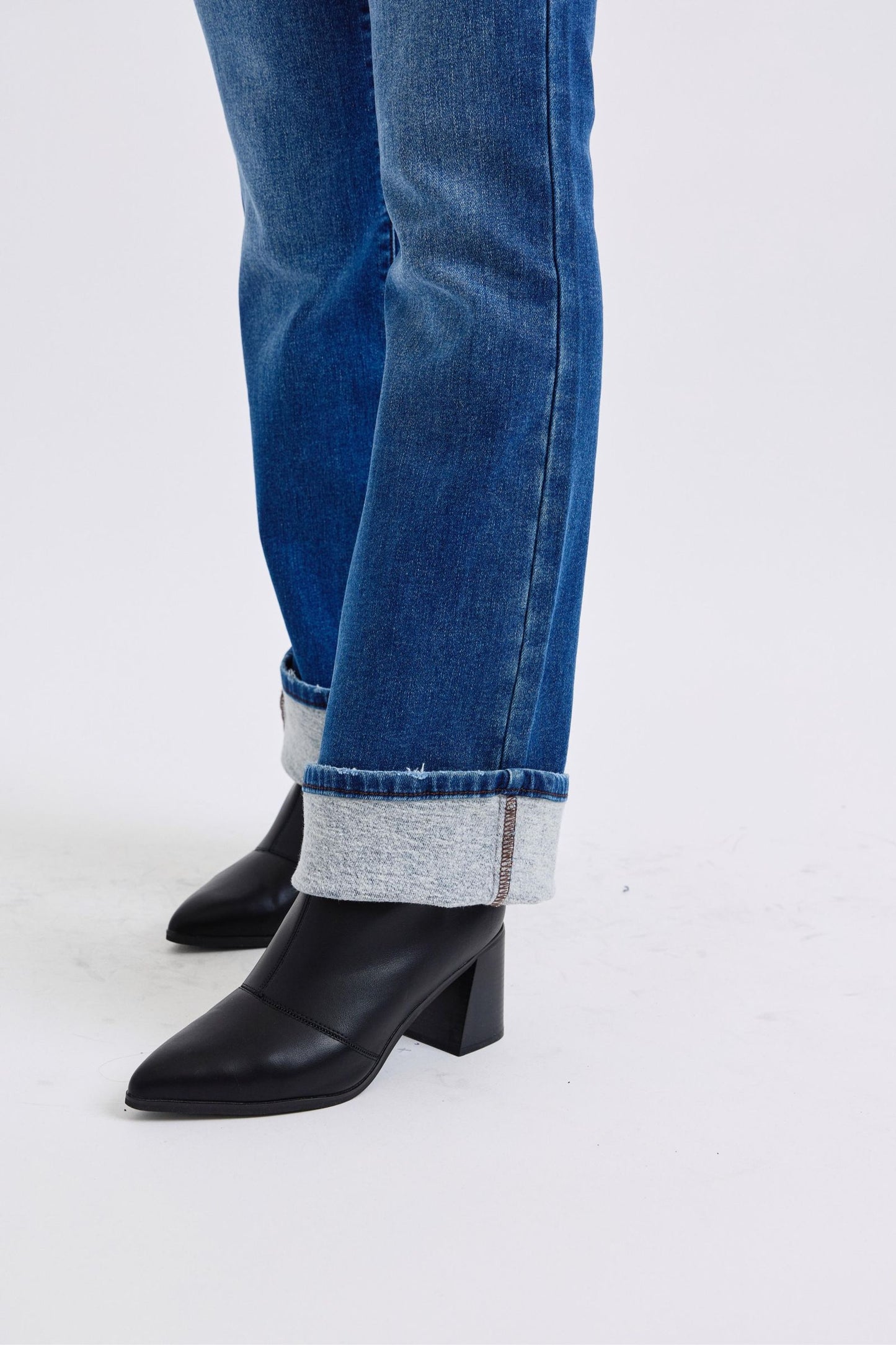 Judy Blue 32.5" Paula Mid-Rise Bootcut Jeans with Thermal Lining