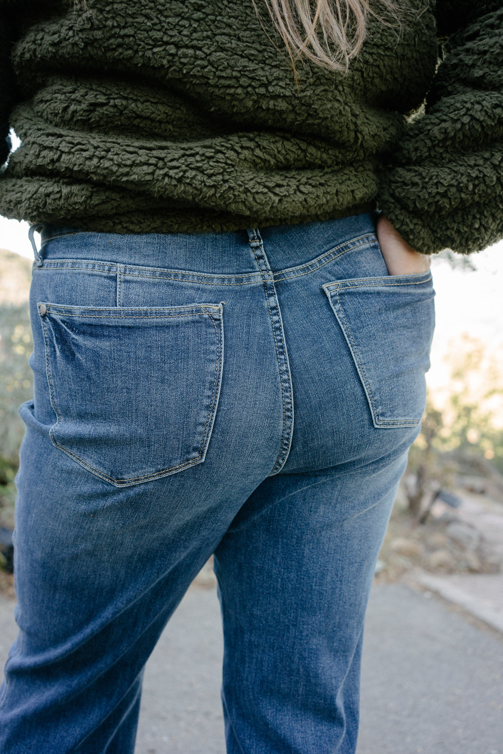 Judy Blue 32" High Waist Tummy Control Medium Wash Jeans