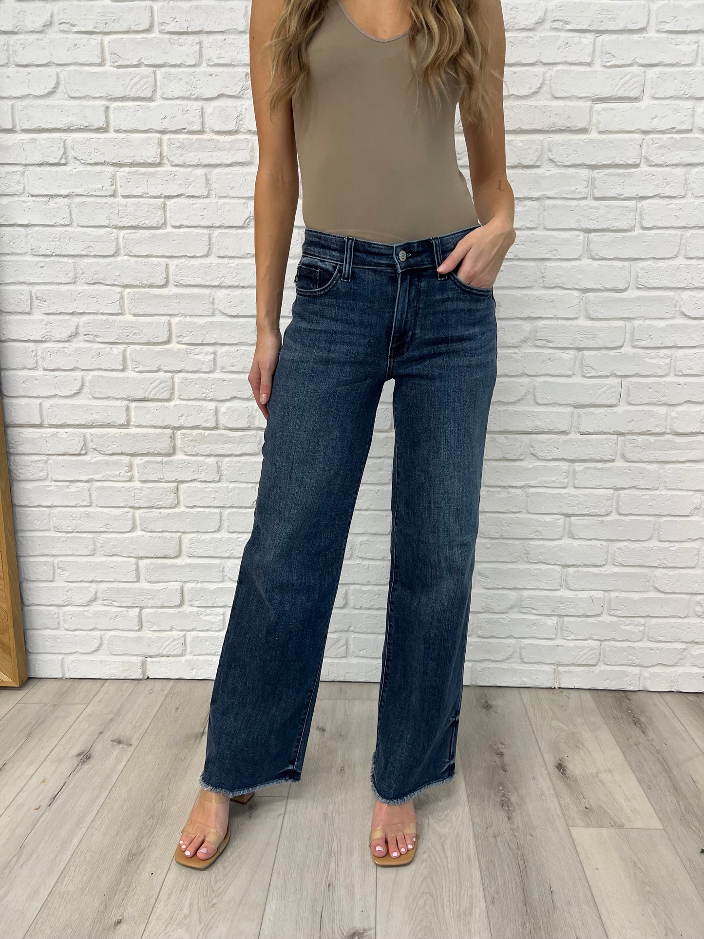 Judy Blue Addie 32.5" Inseam Mid Rise Vintage Wash Wide Leg Jeans