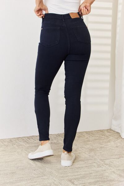 Judy Blue 28" Garment Dyed Tummy Control Skinny Jeans in Navy