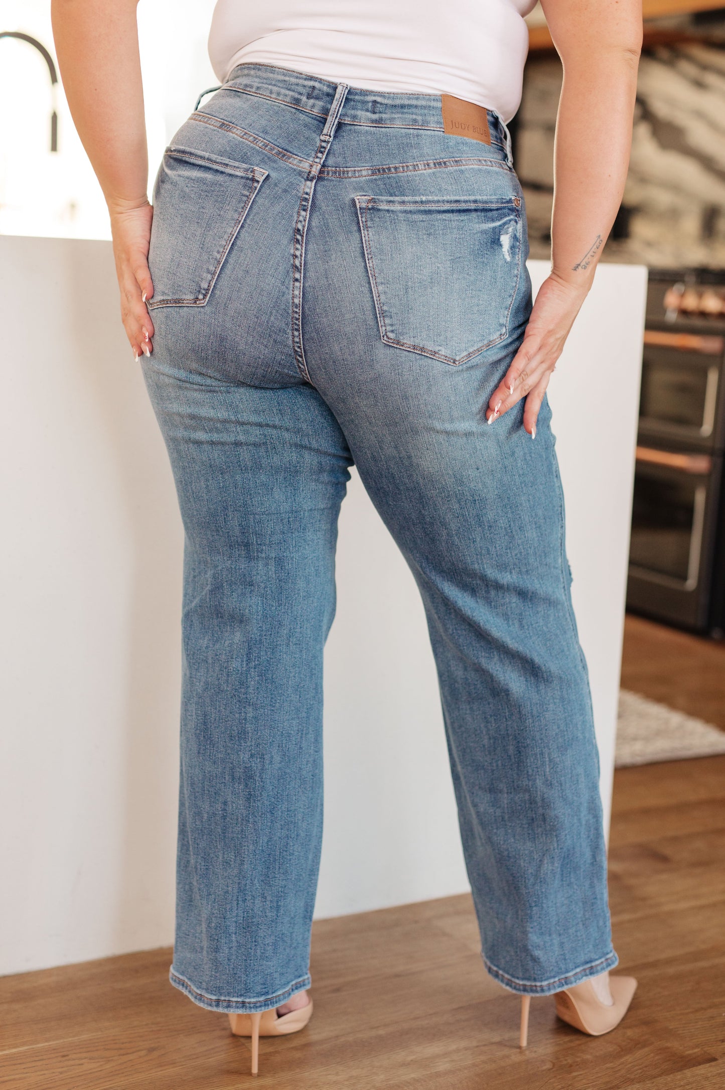 Judy Blue 33" Bree High Rise Control Top Distressed Straight Jeans