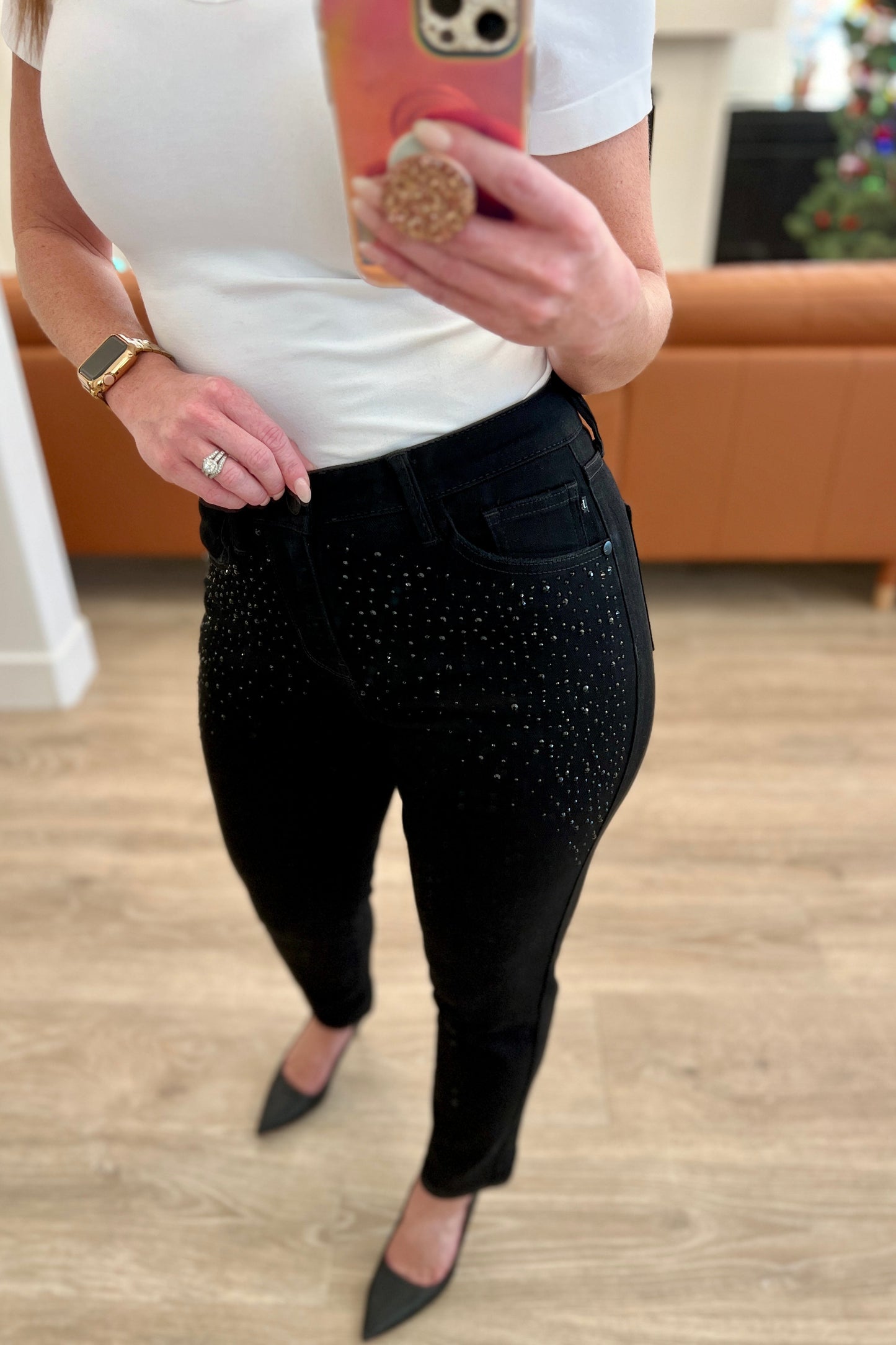 Judy Blue 29" Reese Rhinestone Slim Fit Jeans in Black