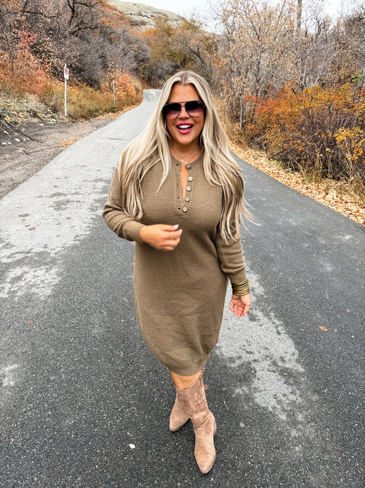 Lively Dress in Beige