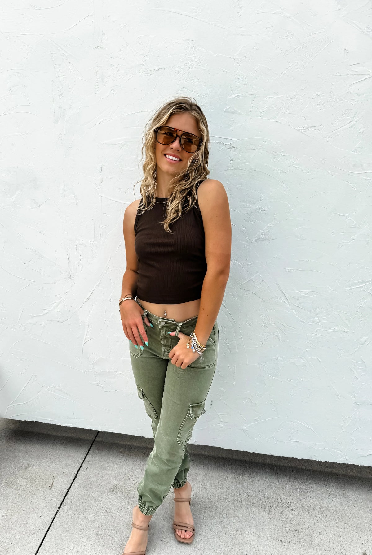 Quinn Cargo Joggers in Olive
