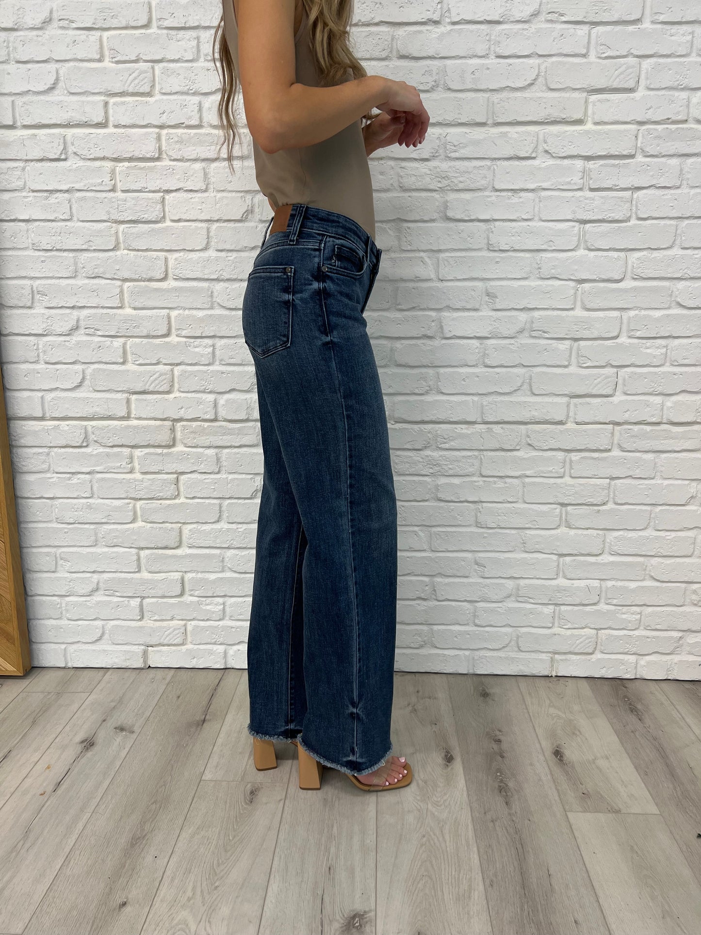 Judy Blue Addie 32.5" Inseam Mid Rise Vintage Wash Wide Leg Jeans