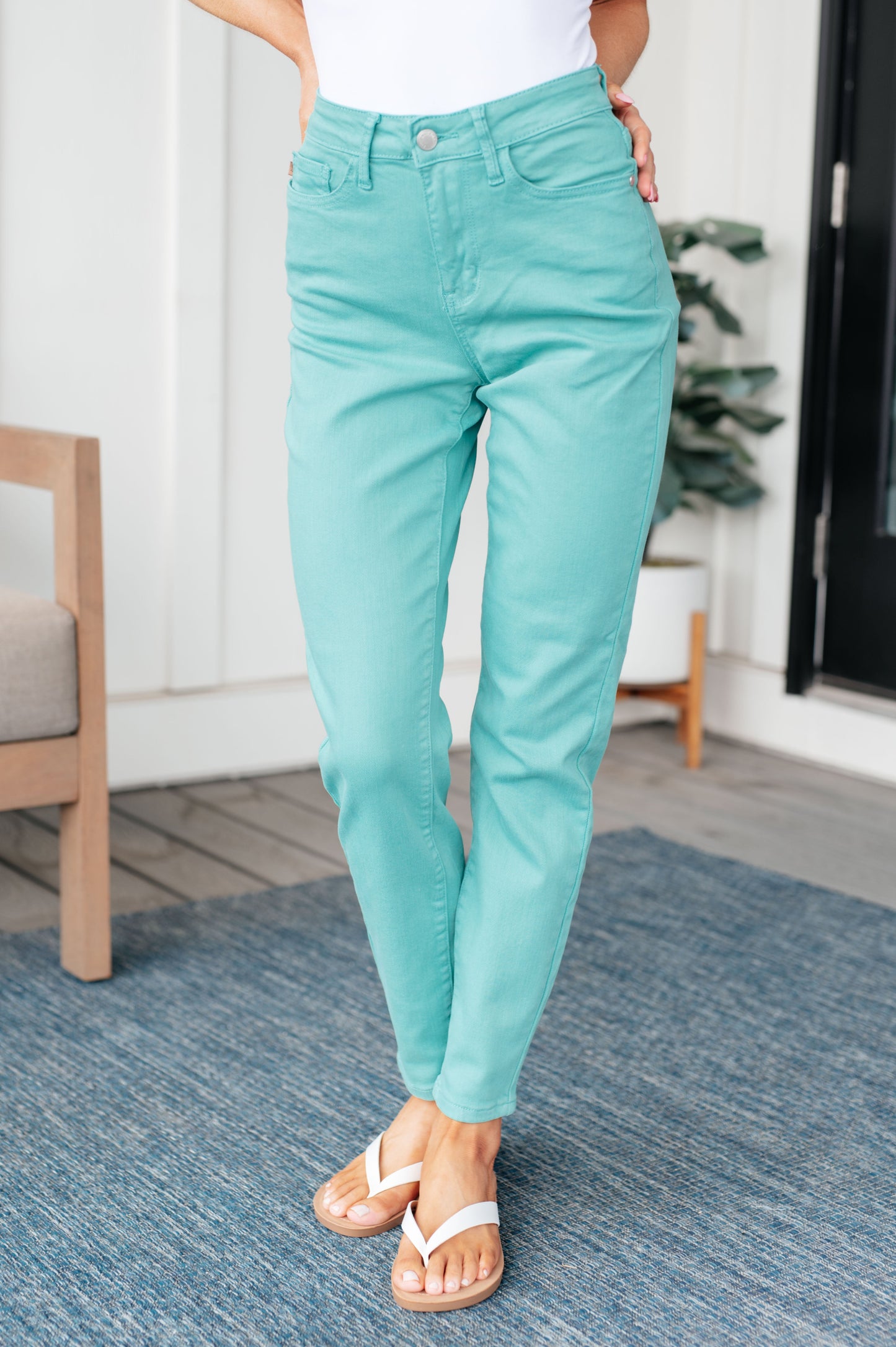 Judy Blue 29" Bridgette High Rise Garment Dyed Slim Jeans in Aquamarine