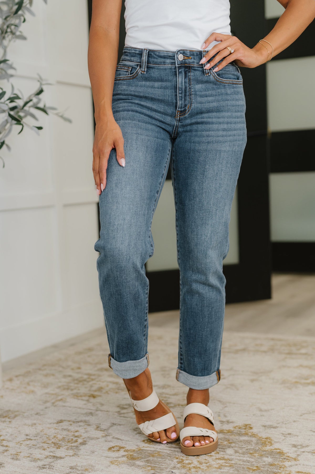 Colette Mid Rise Boyfriend Classic Cuffed