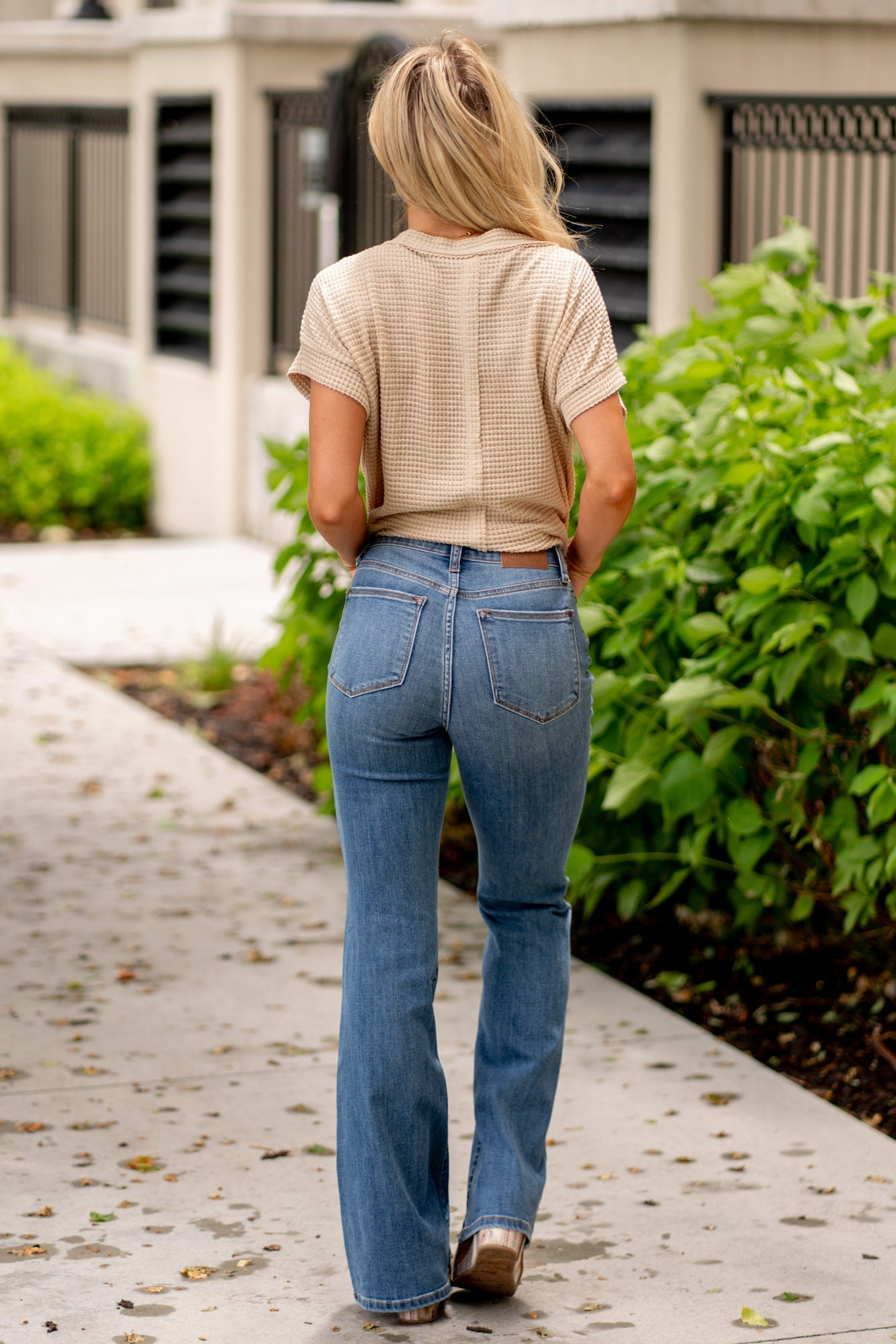 Judy Blue 33" High Rise Classic Flare Jeans