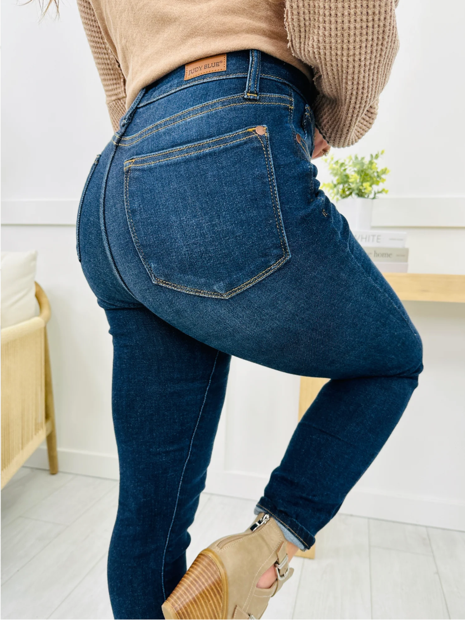 Judy Blue 29" Non-Distressed Dark Skinny Jeans