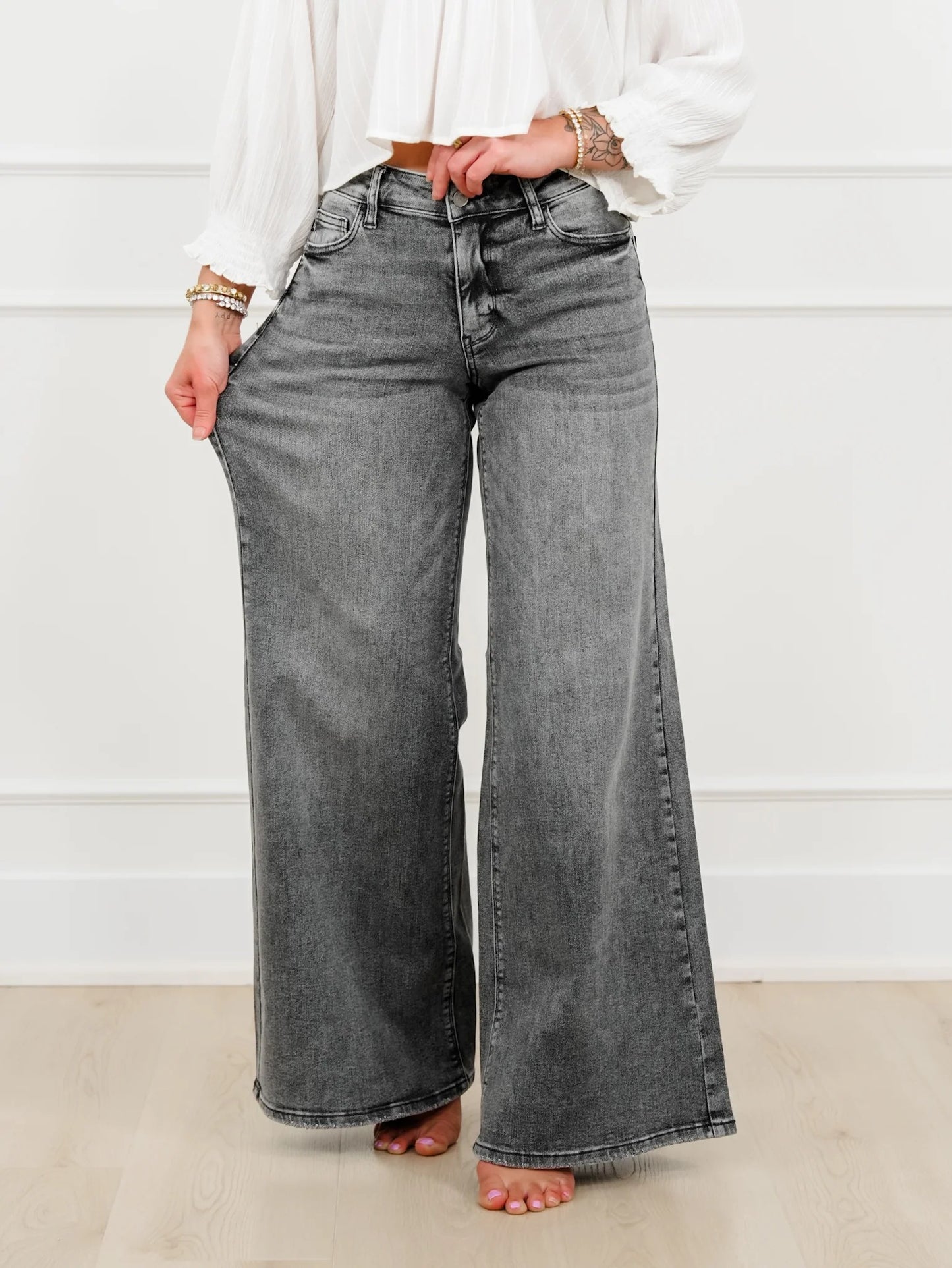 Judy Blue Mid Rise Palazzo Split Back Yoke in Gray
