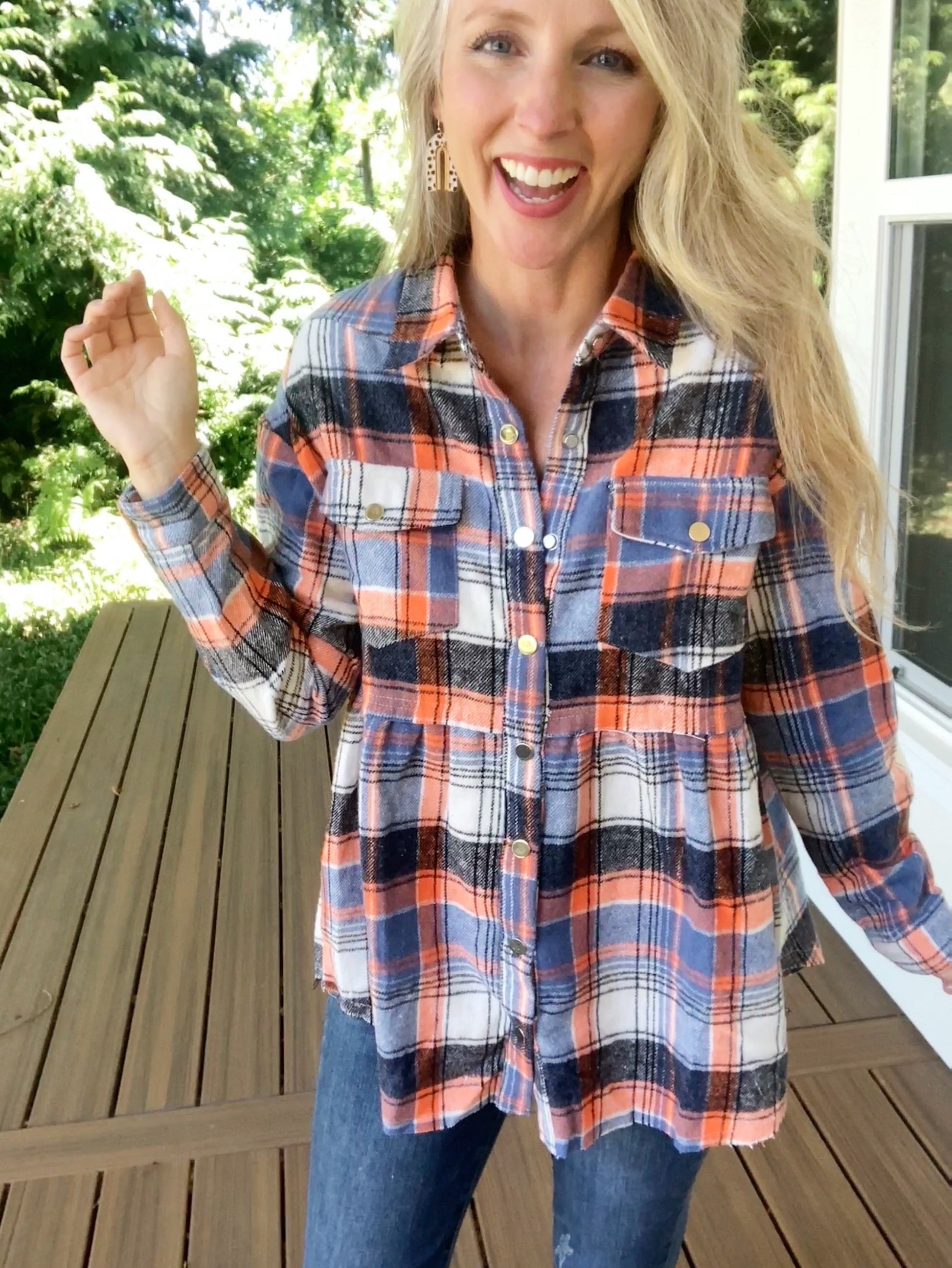This feminine peplum top is a fun twist on the classic flannel! With it's longer length and loose bottom, this one is perfect for pairing with skinny denim or leggings. The functional front buttons allow you to wear this one open or closed!