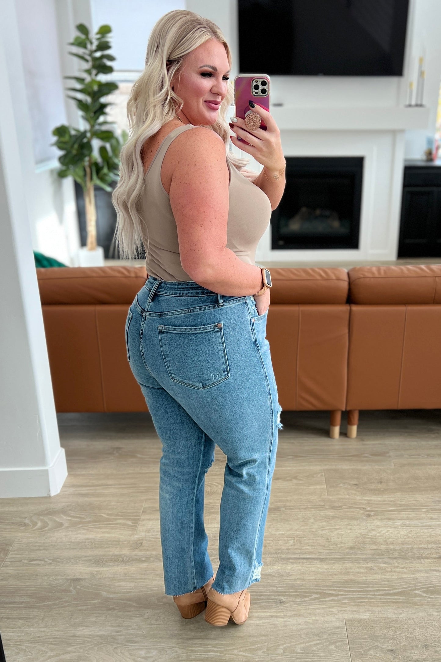 Judy Blue 29" Nora High Rise Rigid Magic Destroy Slim Straight Jeans