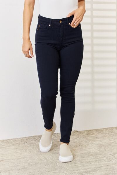 Judy Blue 28" Garment Dyed Tummy Control Skinny Jeans in Navy